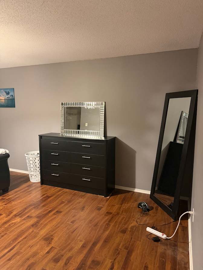 Alicia Alexandre's room