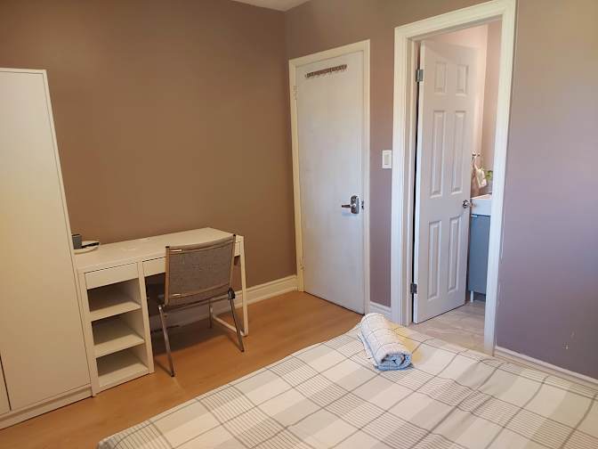 Lien's room