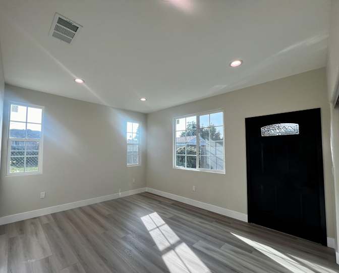 Anna Vu's room