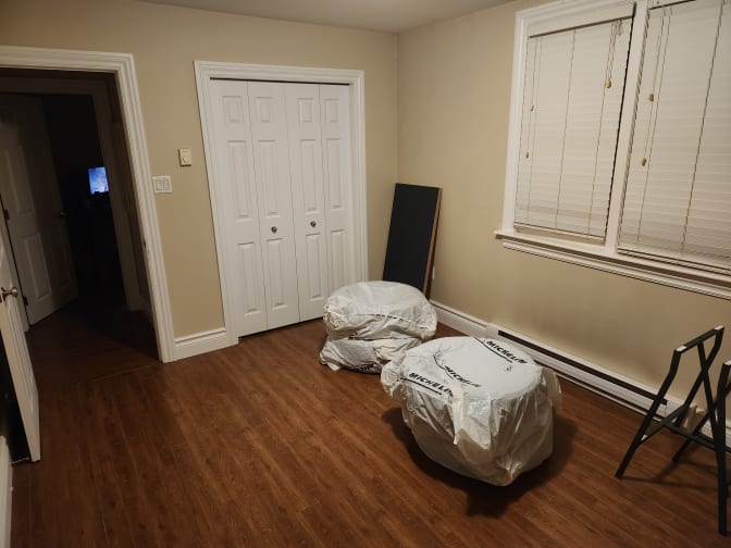 Dan's room