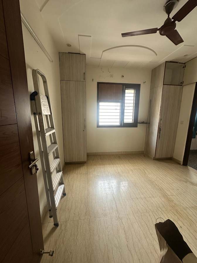 Agamdeep Singh's room