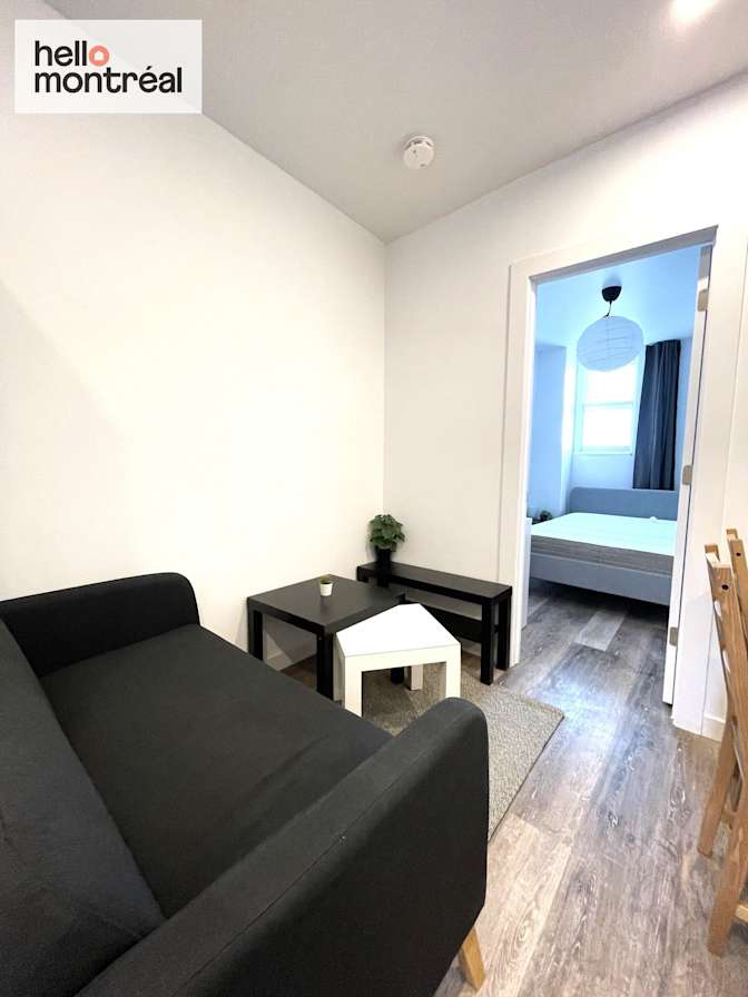HelloMontreal's room