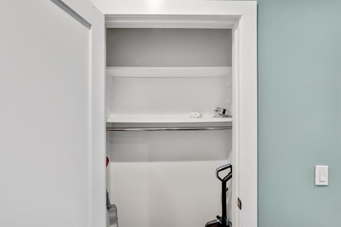 Sam June's room