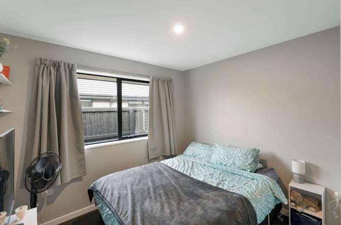 Anushka's room