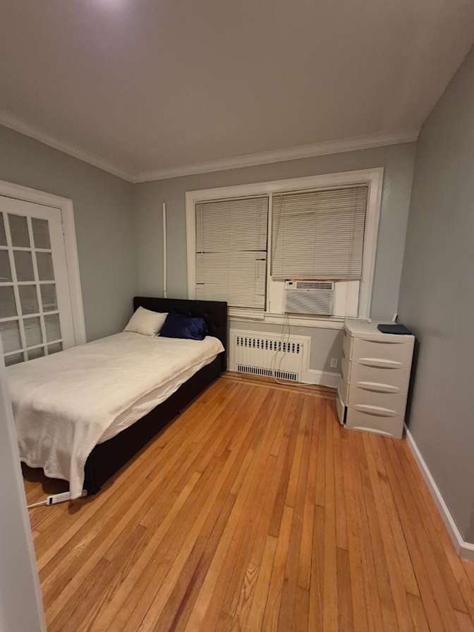Felicia's room