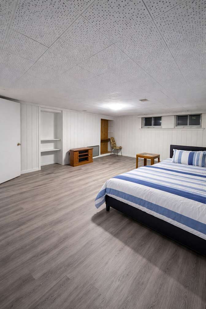 Iris's room