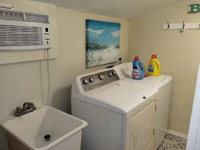 Mariah's room