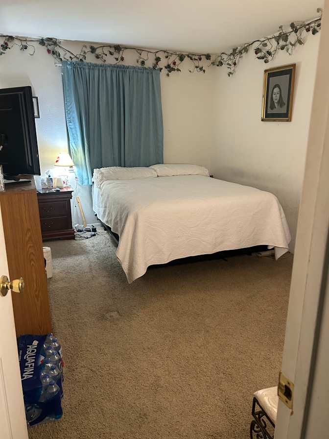 Isabel's room