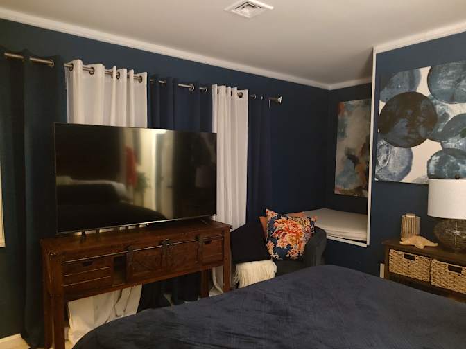 L's room