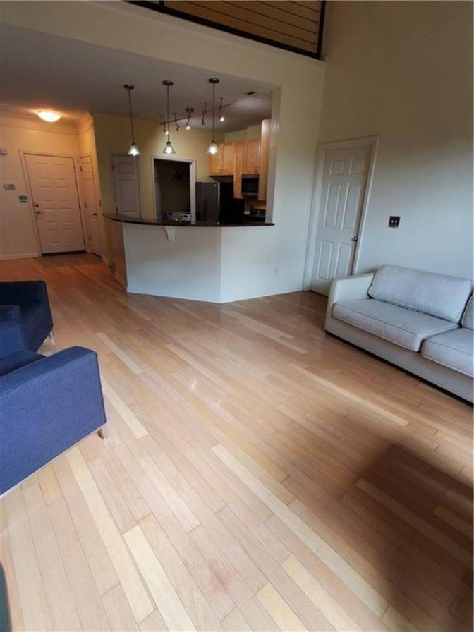 Alcove Rooms's room