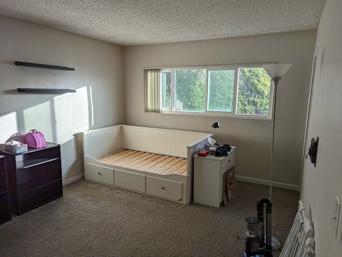 Jon's room