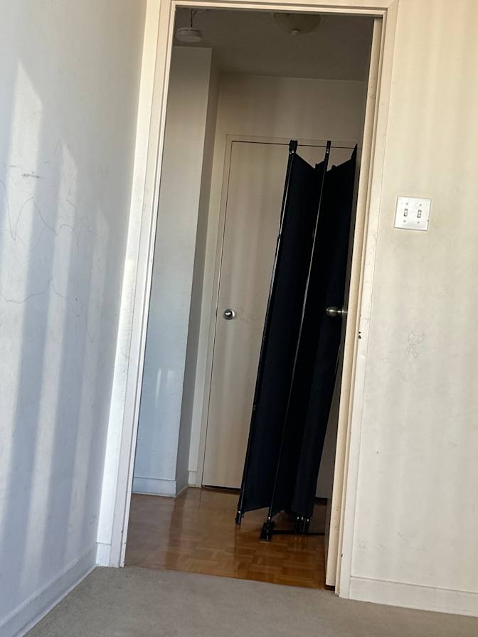 Sathiyamoorthy's room