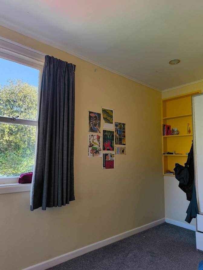 Scarlett's room