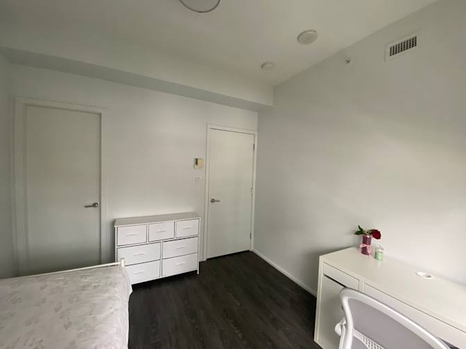 Jin's room