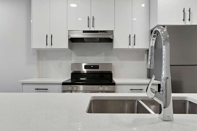 Emerald properties's room