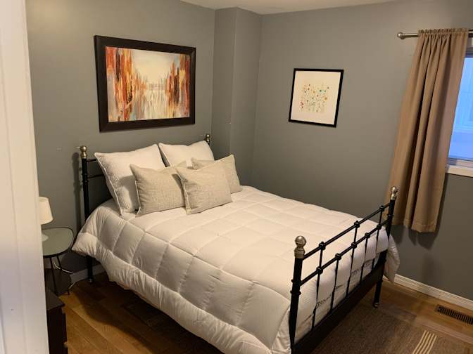 Nick Sarkovski's room