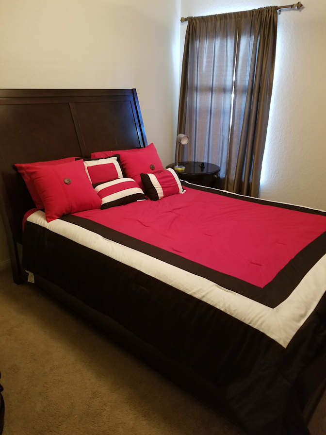 Kelly's room