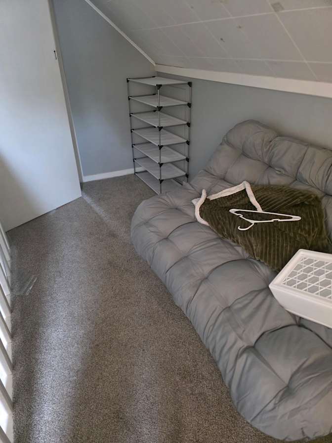 Jose Ramos's room
