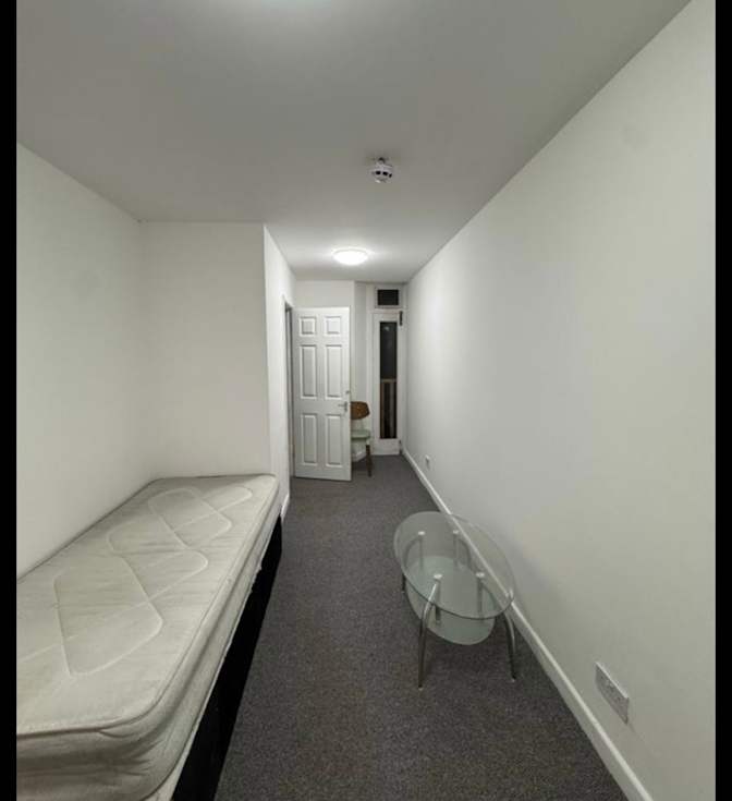 M hassan's room