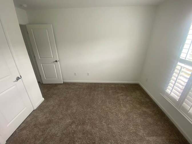 Alcove Rooms's room