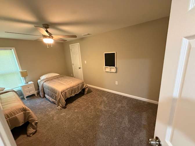 Alcove Rooms's room
