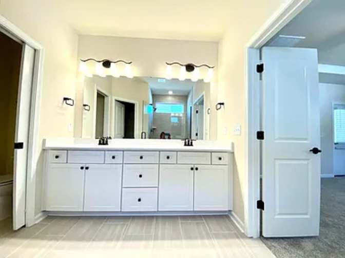 Alcove Rooms's room