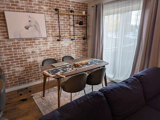 Bill's room