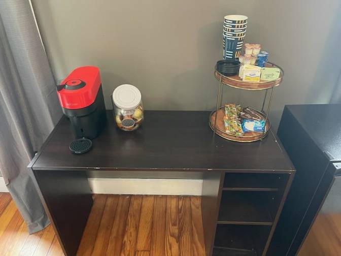 alric good's room