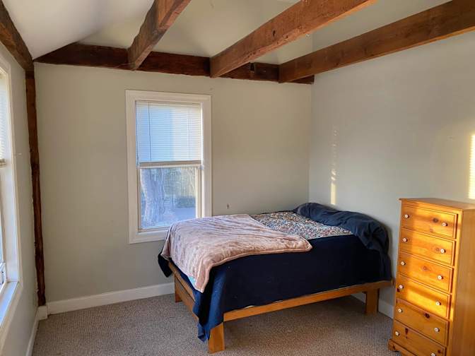 Thomas's room