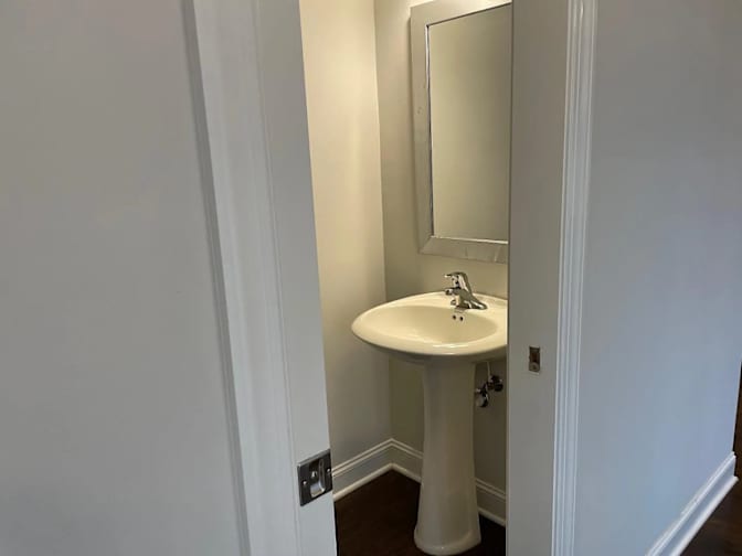 Alcove Rooms's room