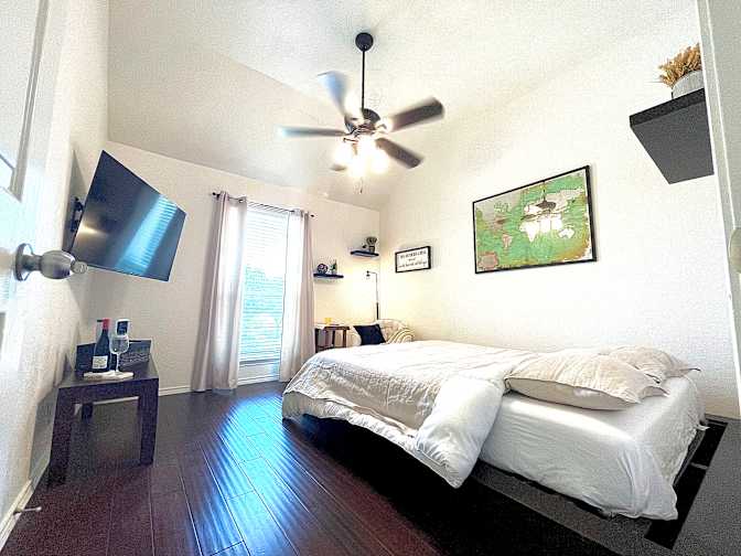 House of Stokes's room