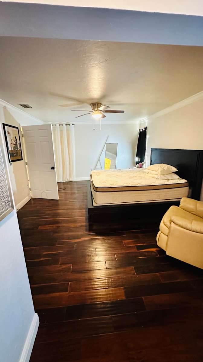 Samantha's room