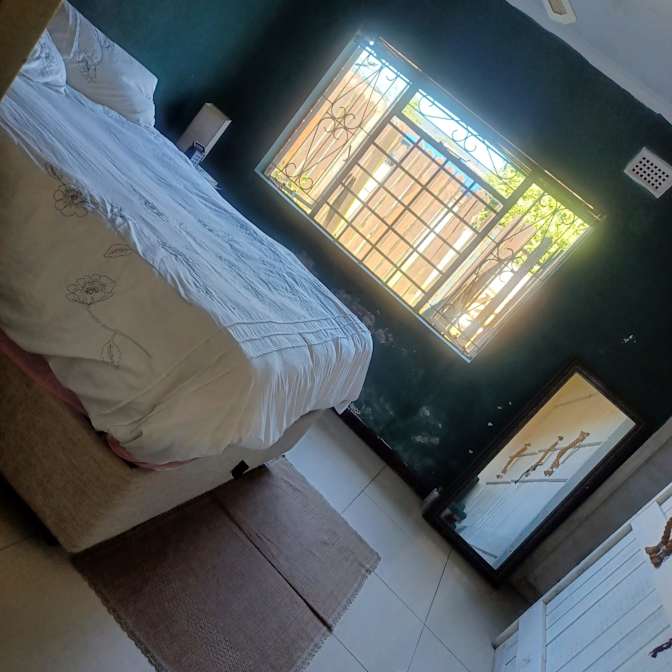 Sibonile's room