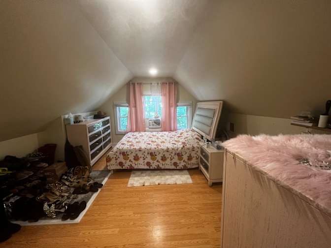 Katherine Gomez's room