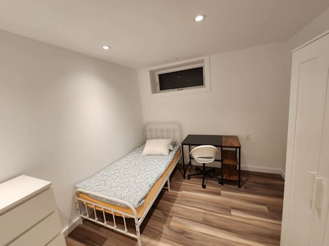 Gokce's room