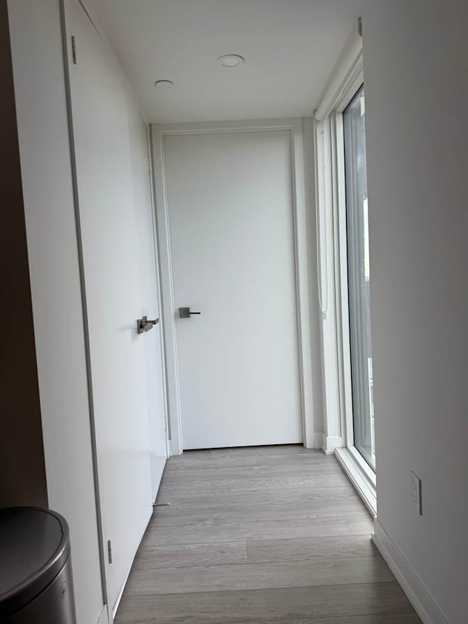 Mozh's room