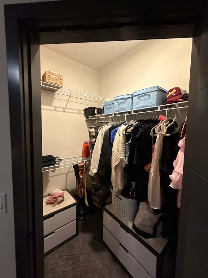 Lisa's room