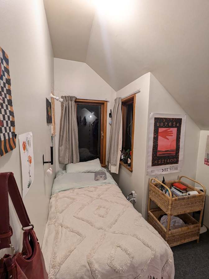 Diego's room