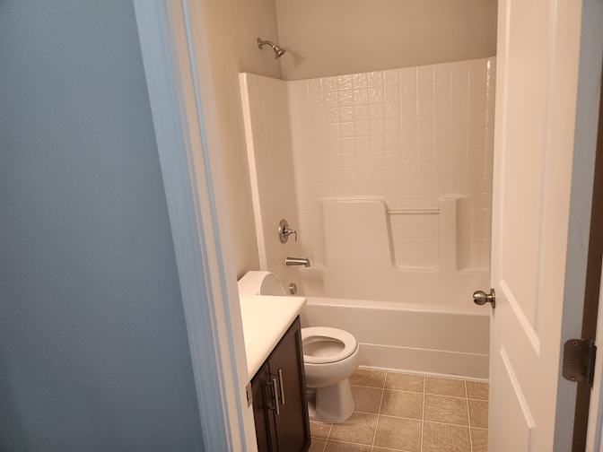 Alcove Rooms's room