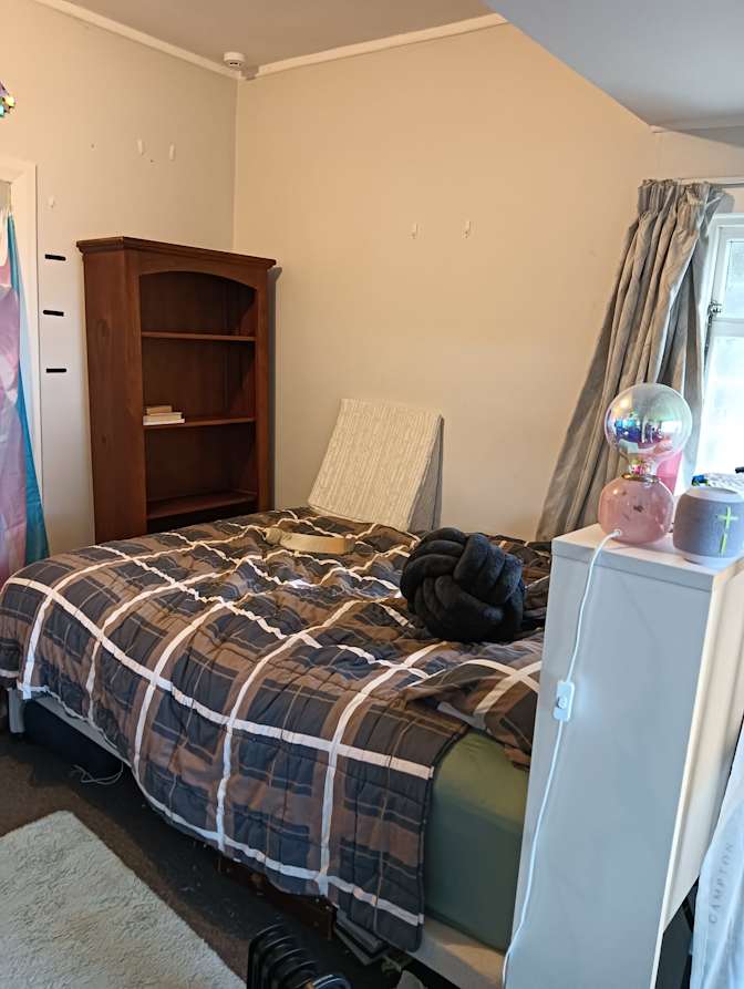 ella's room