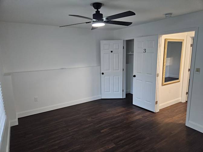 R. Jingles's room