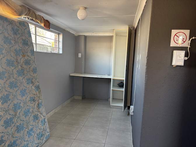 Nandipa's room