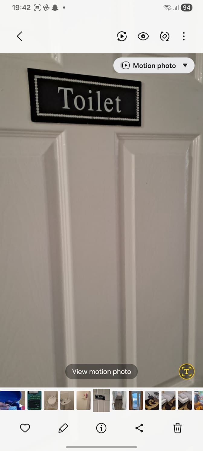 chi's room