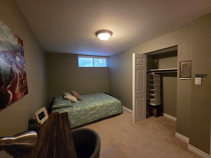 Aishe's room
