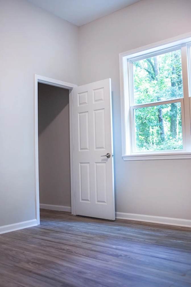 Alcove Rooms's room