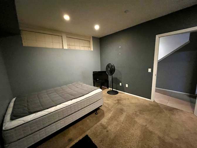 Warren's room