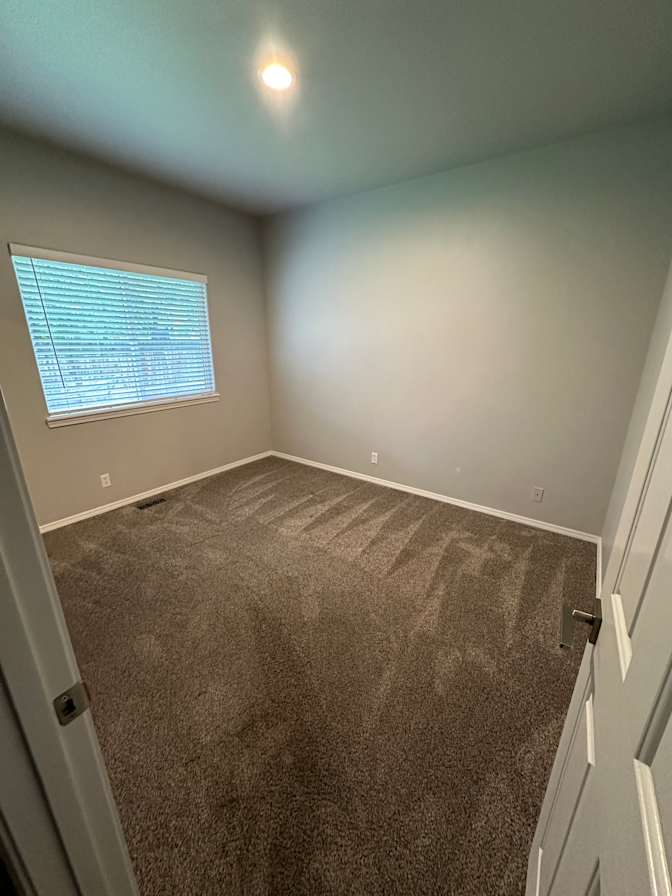 Tara's room