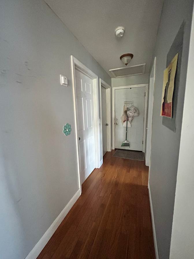 Mackenna Sprinsteen's room