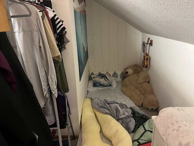 Kim's room