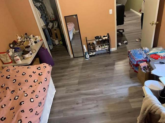 Glen Qin's room